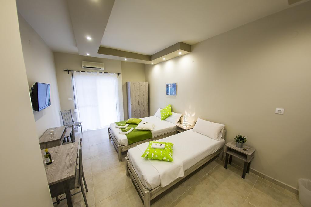 Zonita Guest House Nea Plagia Exterior photo