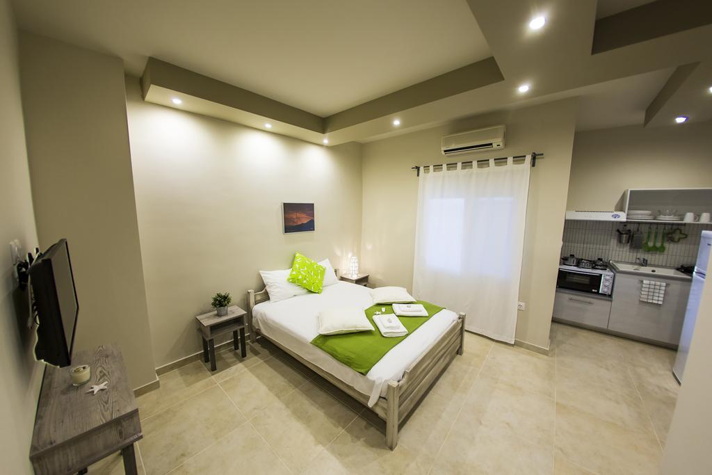 Zonita Guest House Nea Plagia Exterior photo